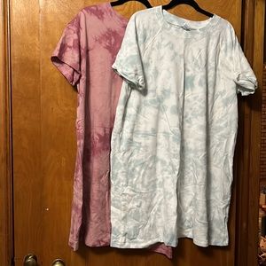 2 tee shirt dresses. Size 1X Old Navy